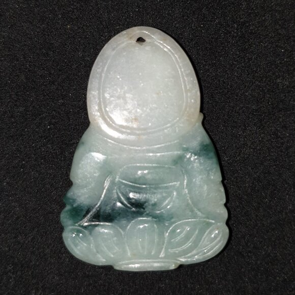 Vintage Natural Double-Sided Hand-Carved Jade Guan Yin Talisman Pendant - Picture 4 of 11